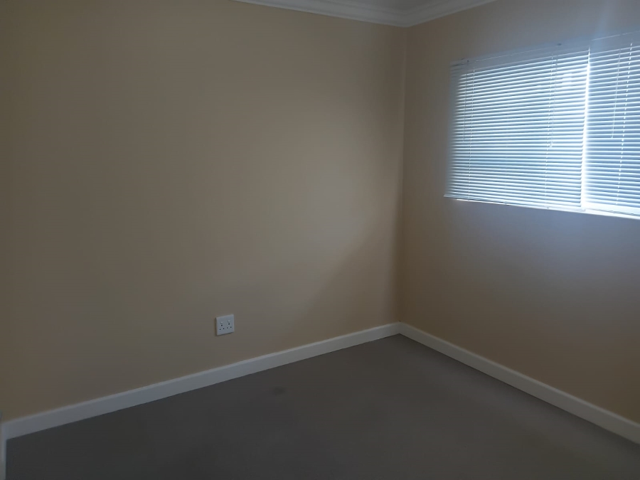 To Let 3 Bedroom Property for Rent in Dana Bay Western Cape